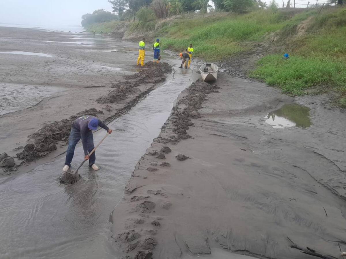 Con excavaciones en el río Magdalena buscan evitar desabastecimiento de agua en Atlántico