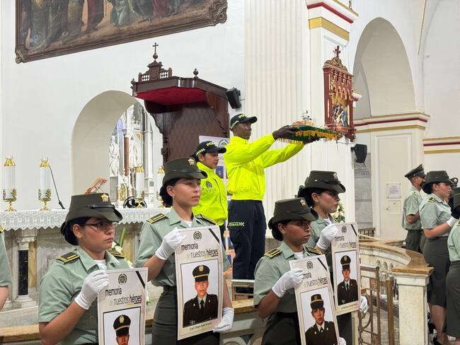 En Cali se realizó homenaje a los 22 cadetes asesinados por el ELN en 2019 en Bogotá