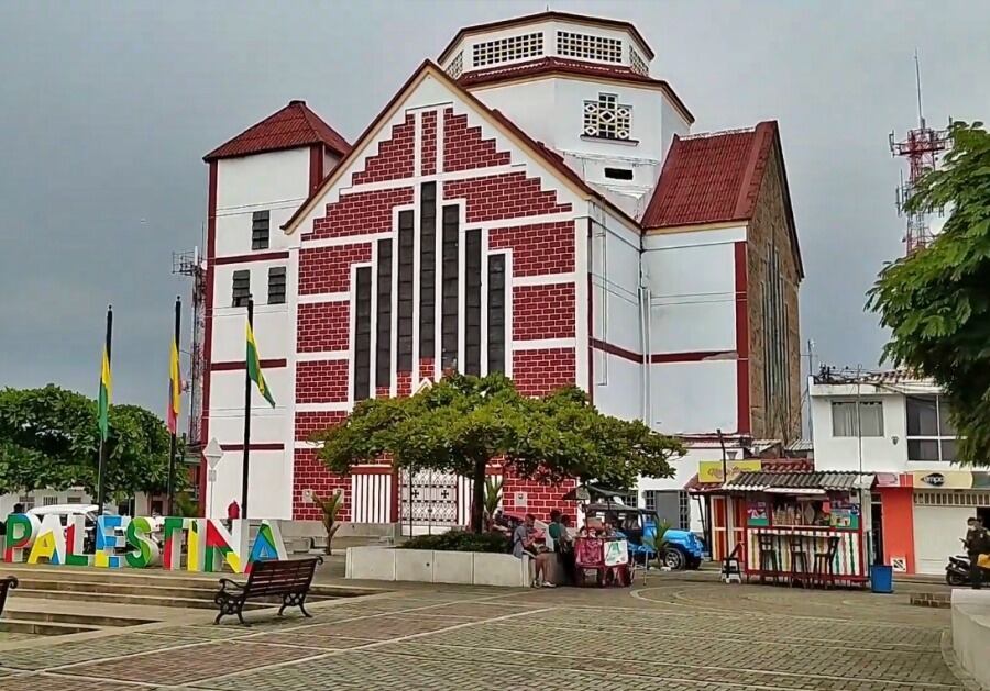 Foto de referencia parque Palestina, Caldas