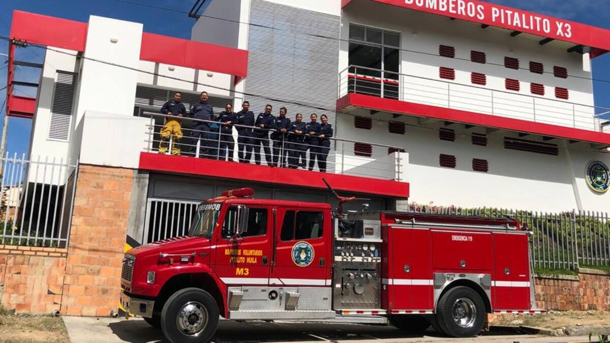 Entrega de dotación para organismos de emergencia en el municipio de Pitalito