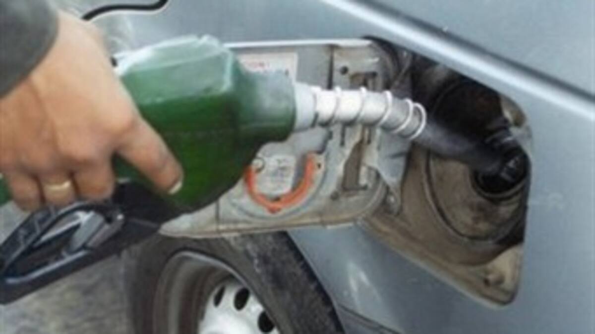 Nuevamente congelados los precios de la gasolina para junio