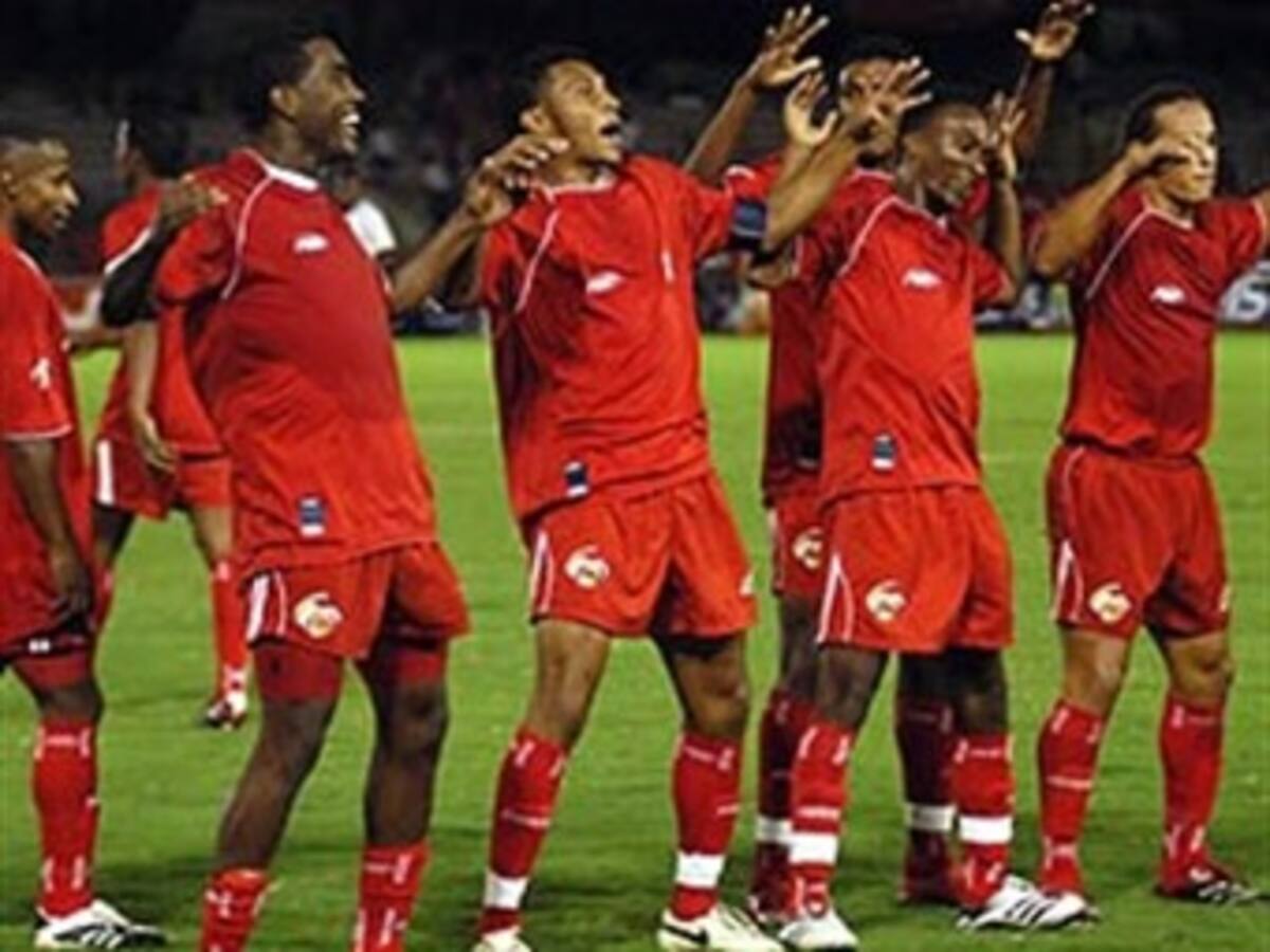 Revelan que 24 equipos de fútbol se han convertido en sociedades anónimas