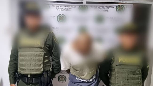 El hecho ocurrió en un establecimiento comercial del barrio Villa Estrella donde la Policía capturó al presunto agresor