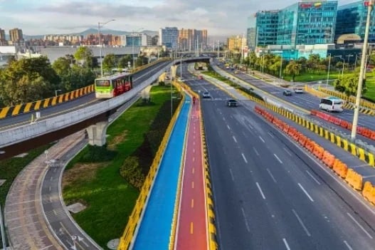 Así avanza el megapuente de la troncal de TransMilenio de la avenida 68: se estrenará pronto. Foto: IDU