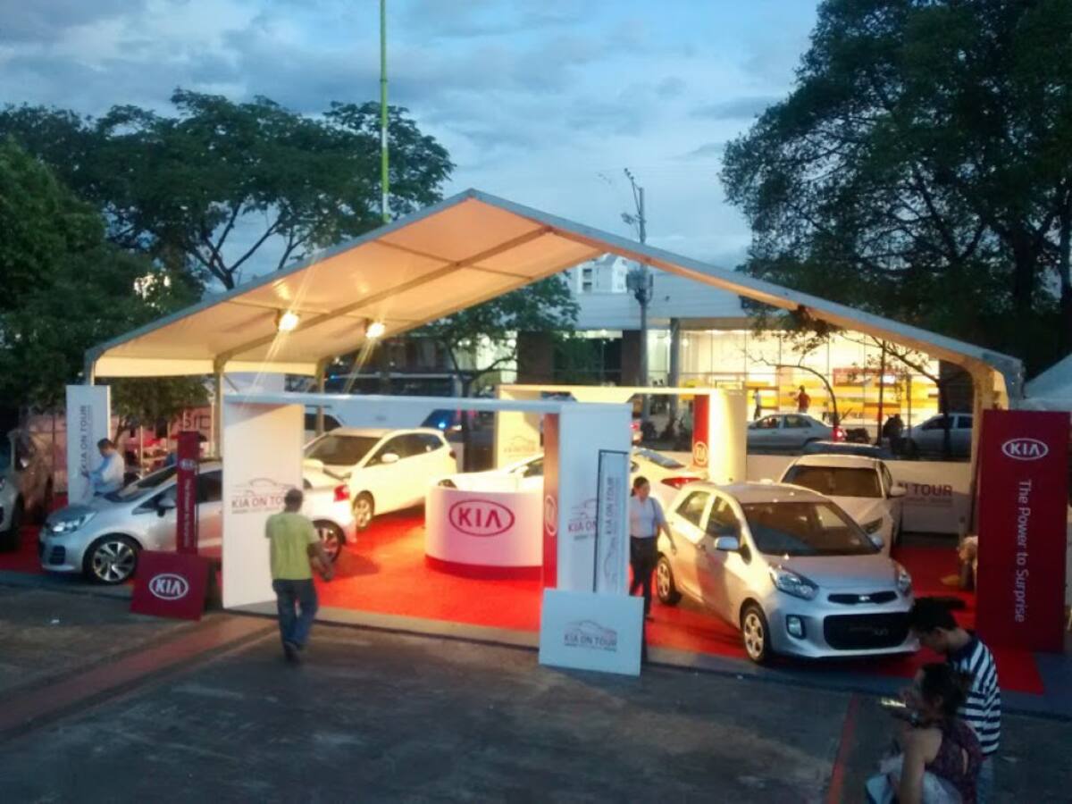 El KIA ON TOUR de Neiva 2016 se llevó a cabo en la plazoleta del Centro de Convenciones Jose Eustasio Rivera.   