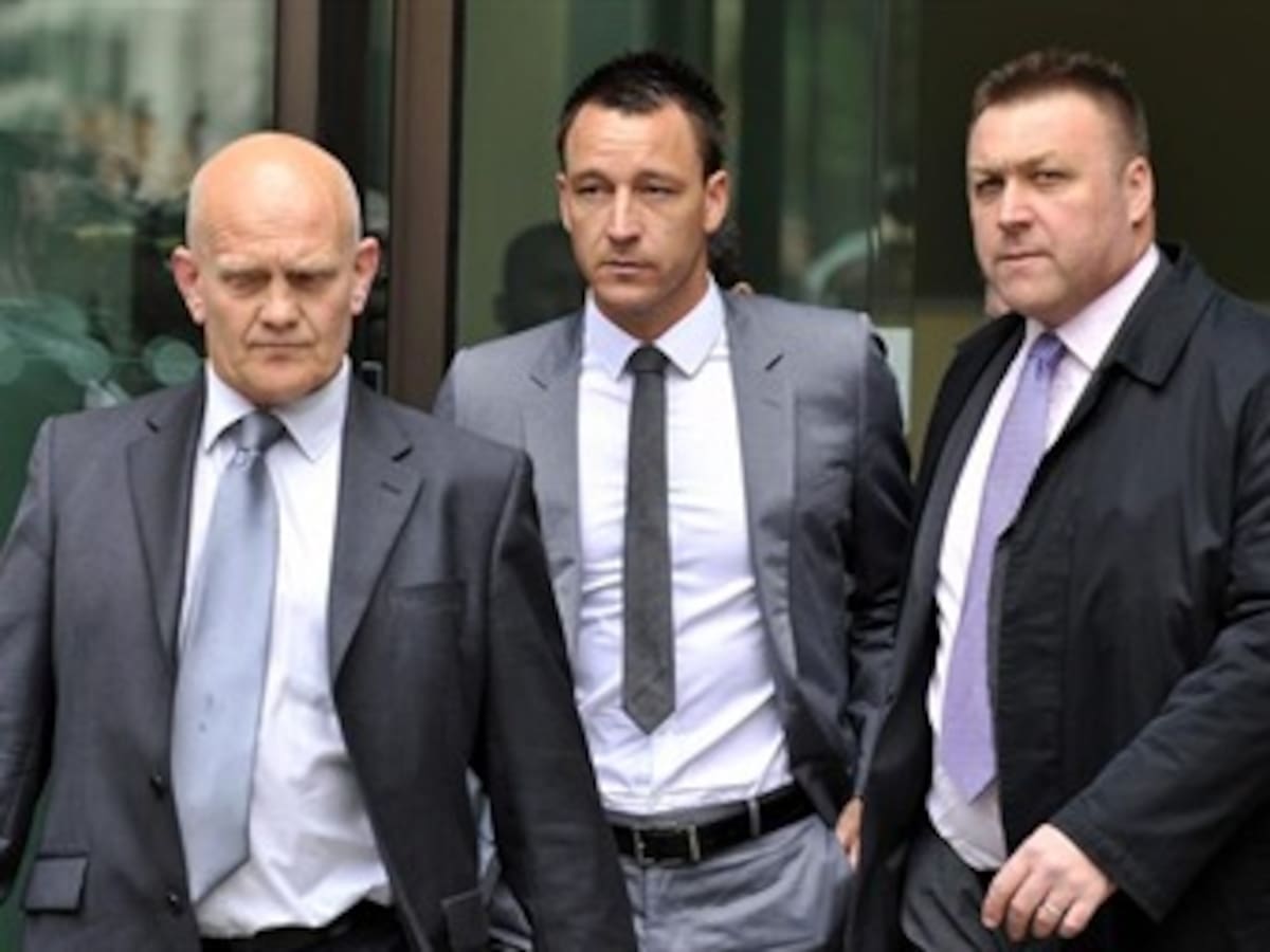 John Terry fue absuelto de las acusaciones de racismo