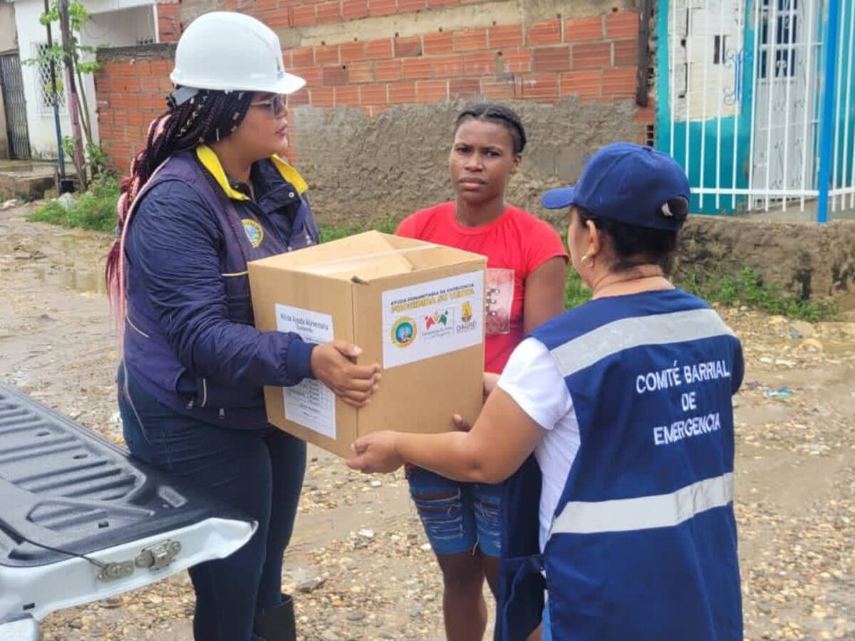 Entregaron ayudas a familias afectadas por lluvias en Cartagena