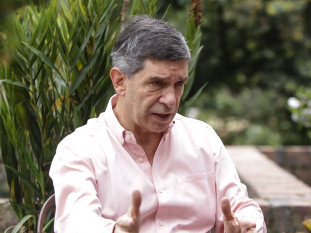 Pardo convocó a los empresarios a invertir en las zonas en conflicto