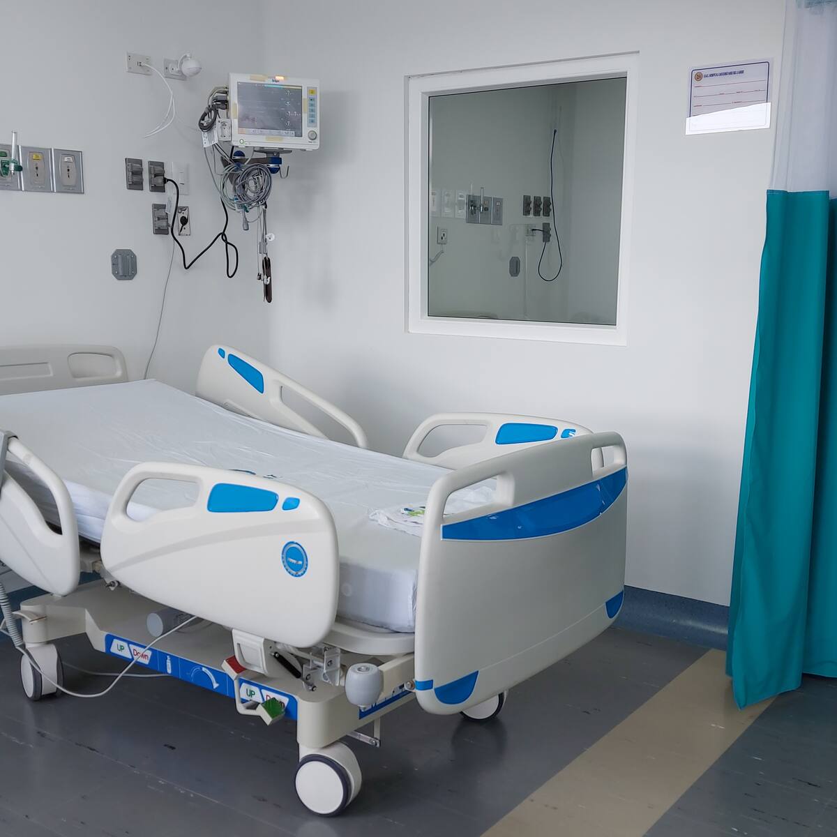 Hospital Universitario del Caribe reduce su huella de carbono y ahorra 19% en consumo energético
