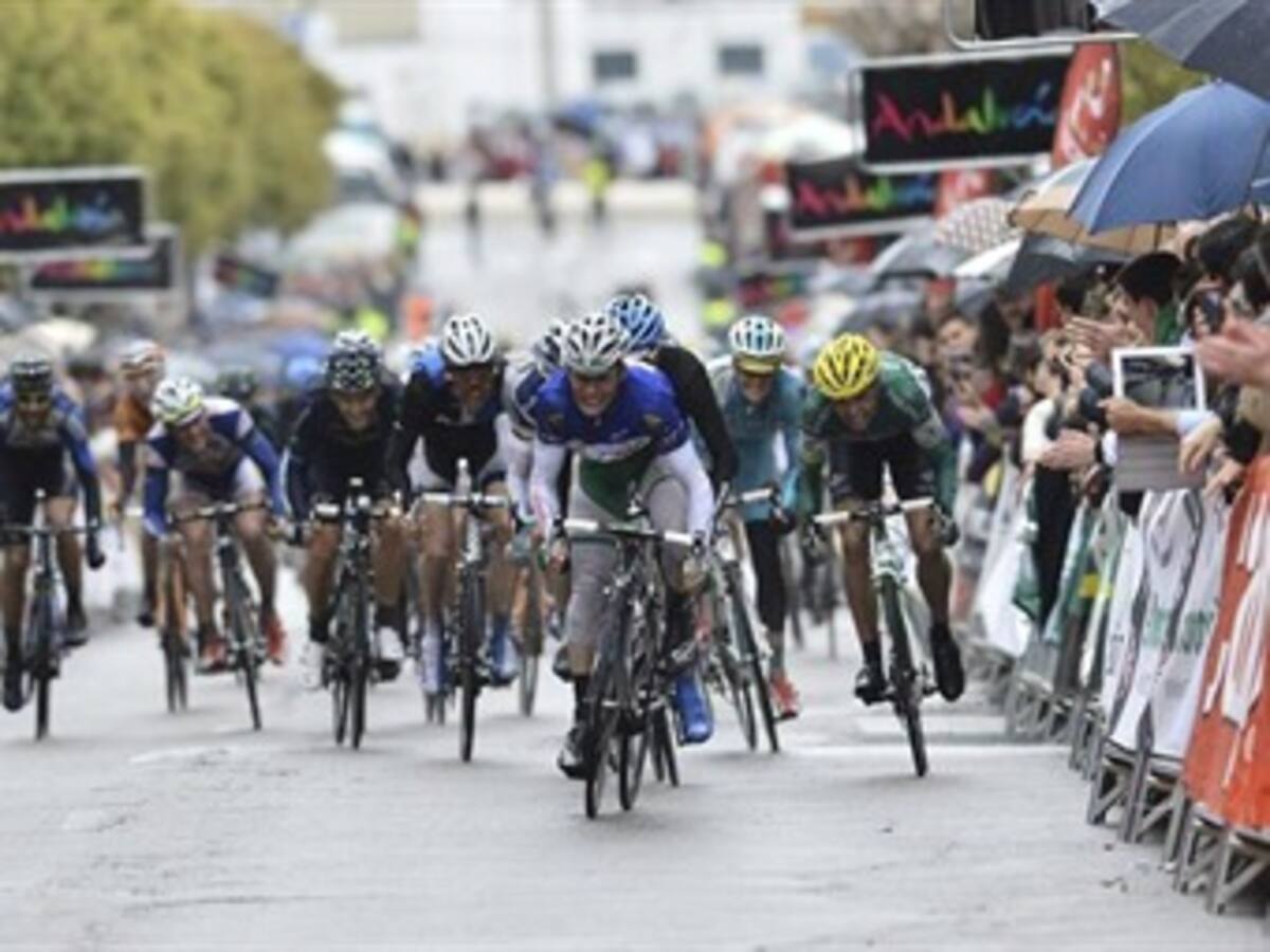 Nairo Quintana mantiene diferencia en tiempo pero pierde una casilla en Vuelta a Andalucía