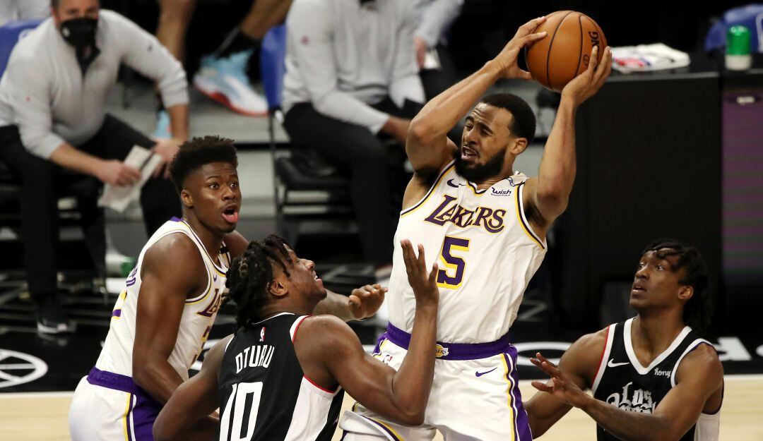 Los Angeles Lakers vs. Los Angels Clippers