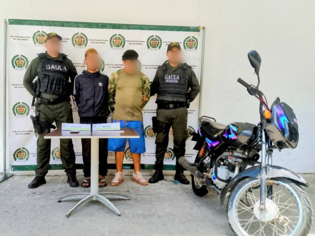 Dos presuntos extorsionistas detenidos cuando exigían dinero a comerciante en Cartagena