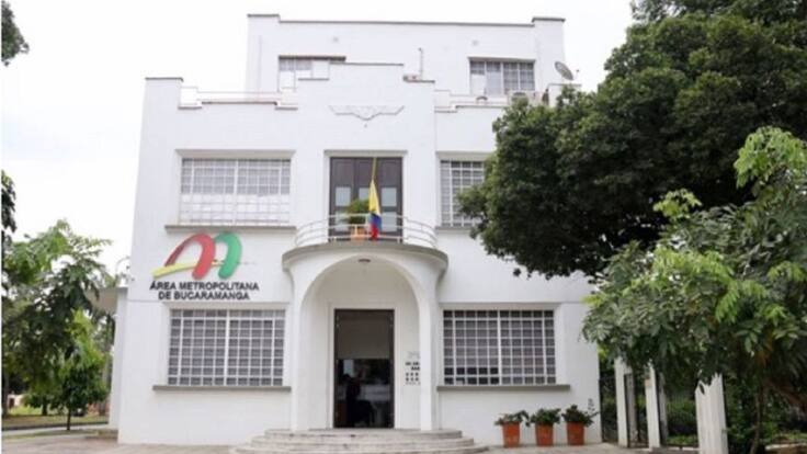 Hoy escogen director del Área Metropolitana