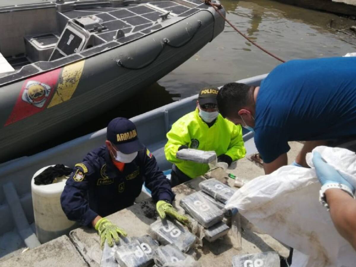 Incautan 143 kg de cocaína en una embarcación en el Golfo de Urabá