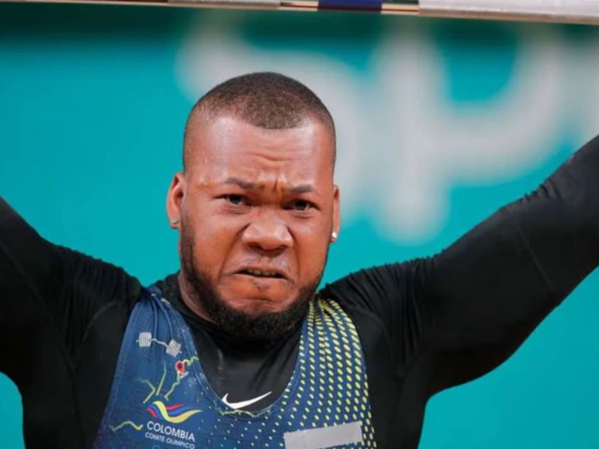 Yeison López logra triple oro y de nuevo marca tres récords mundiales en Panamericano de Pesas
