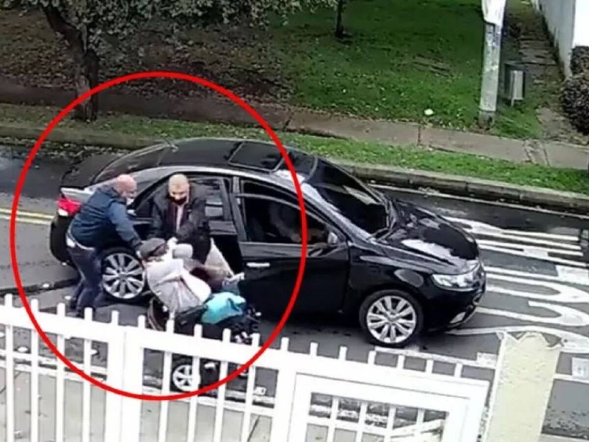 (VIDEO) Nadie se salva: Robaron a hombre en silla de ruedas en Bogotá