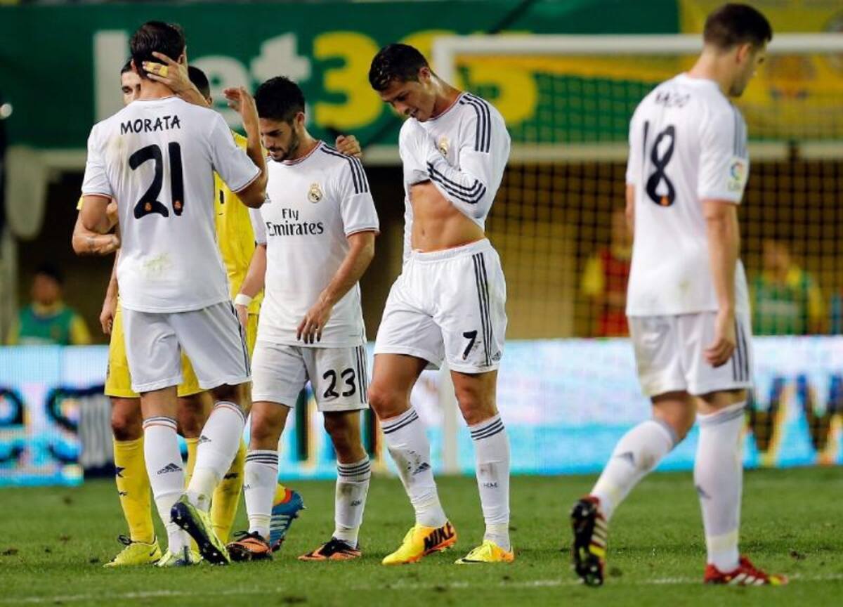 Los goles del partido los marcaron Bale y Cristiano para los merengues y Cani y Dos Santos para los locales.