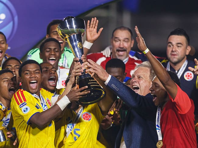 Selección Colombia levanta el título del Sudamericano Sub-17 / Getty Images