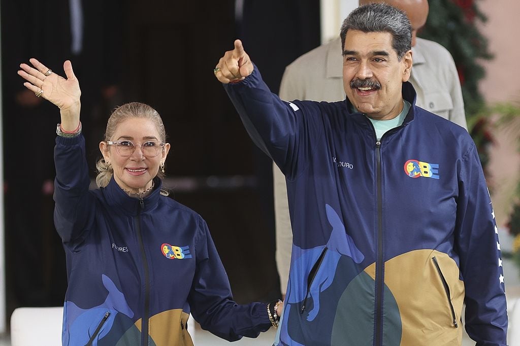 El expresidente de Venezuela, Nicolás Maduro, y la primera dama Cilia Flores, en Caracas, Venezuela, el 21 de noviembre de 2025. FOTO: Pedro Mattey/Anadolu vía Getty Images