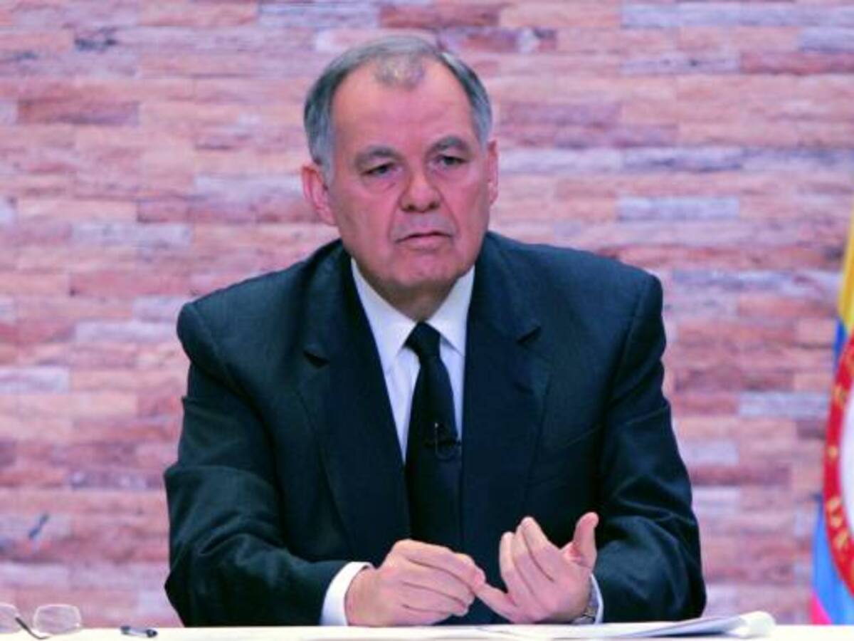 Hay que acatar la división de poderes: procurador