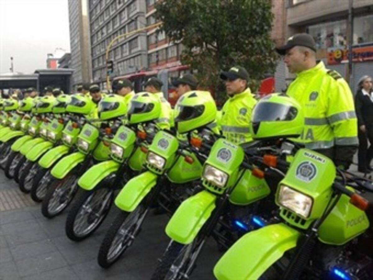 Motos de la Policía en Bogotá se quedan sin mantenimiento