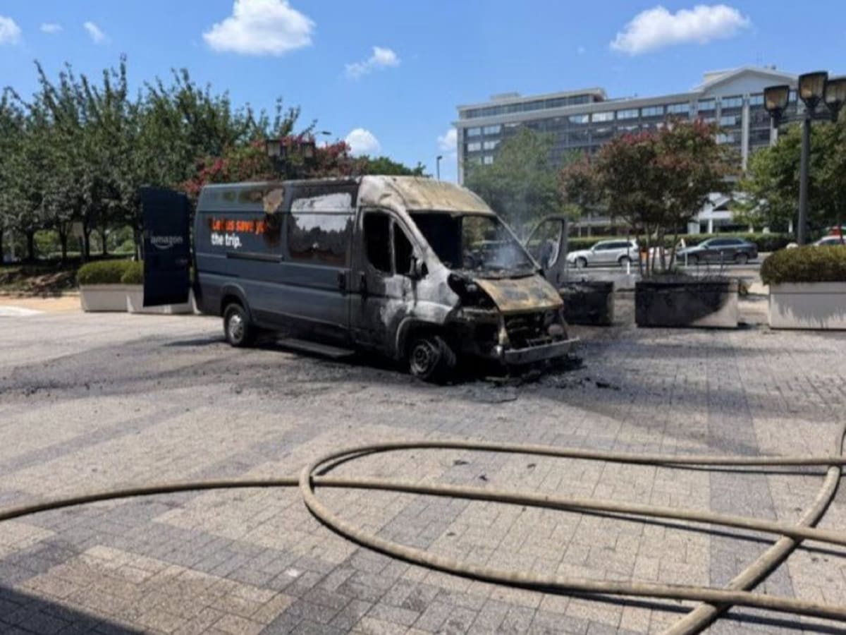 EE.UU: una camioneta se incendia en Virginia, autoridades descartan ataque terrorista