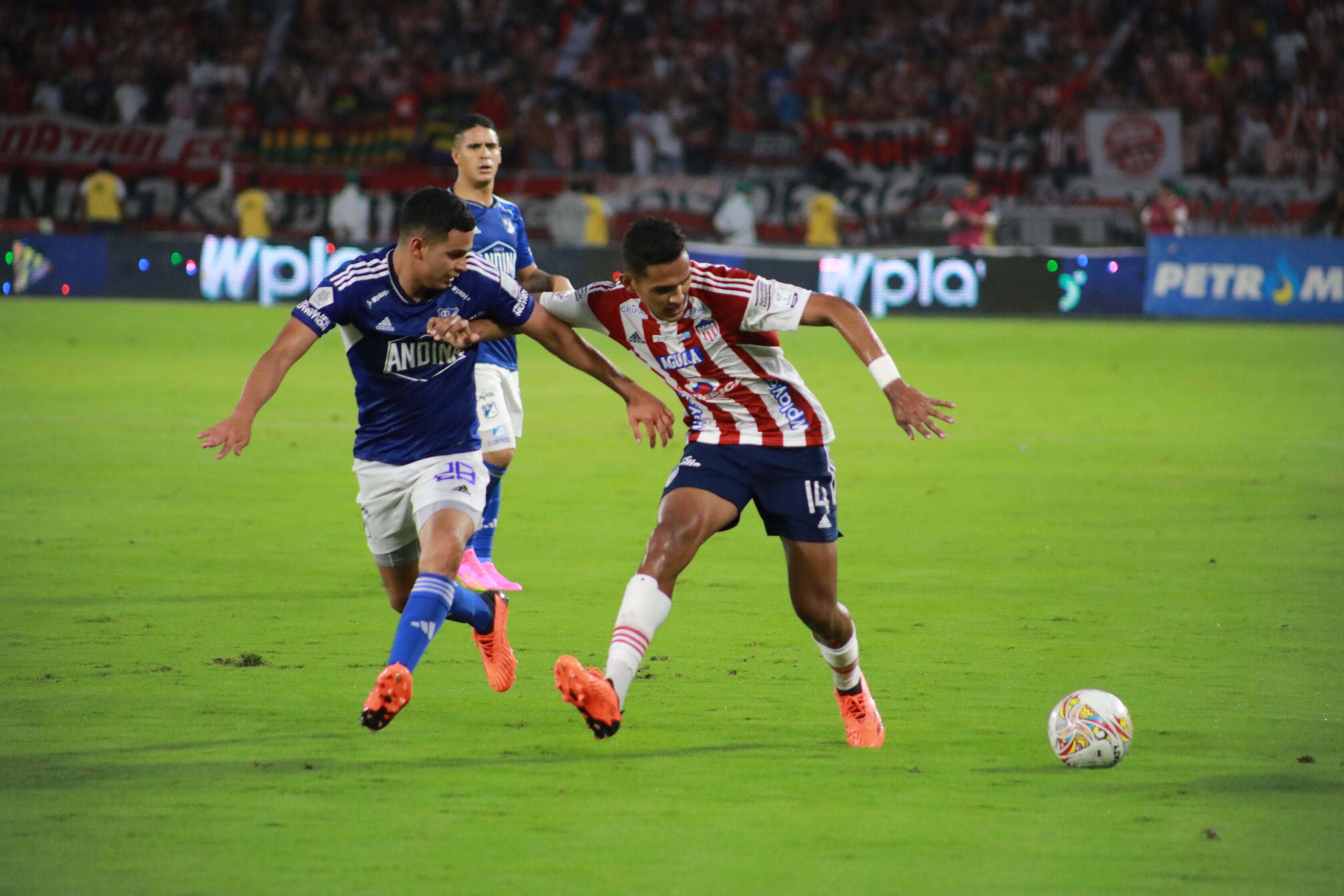 Duelo de Liga entre Junior y Millonarios en Barranquilla / Colprensa