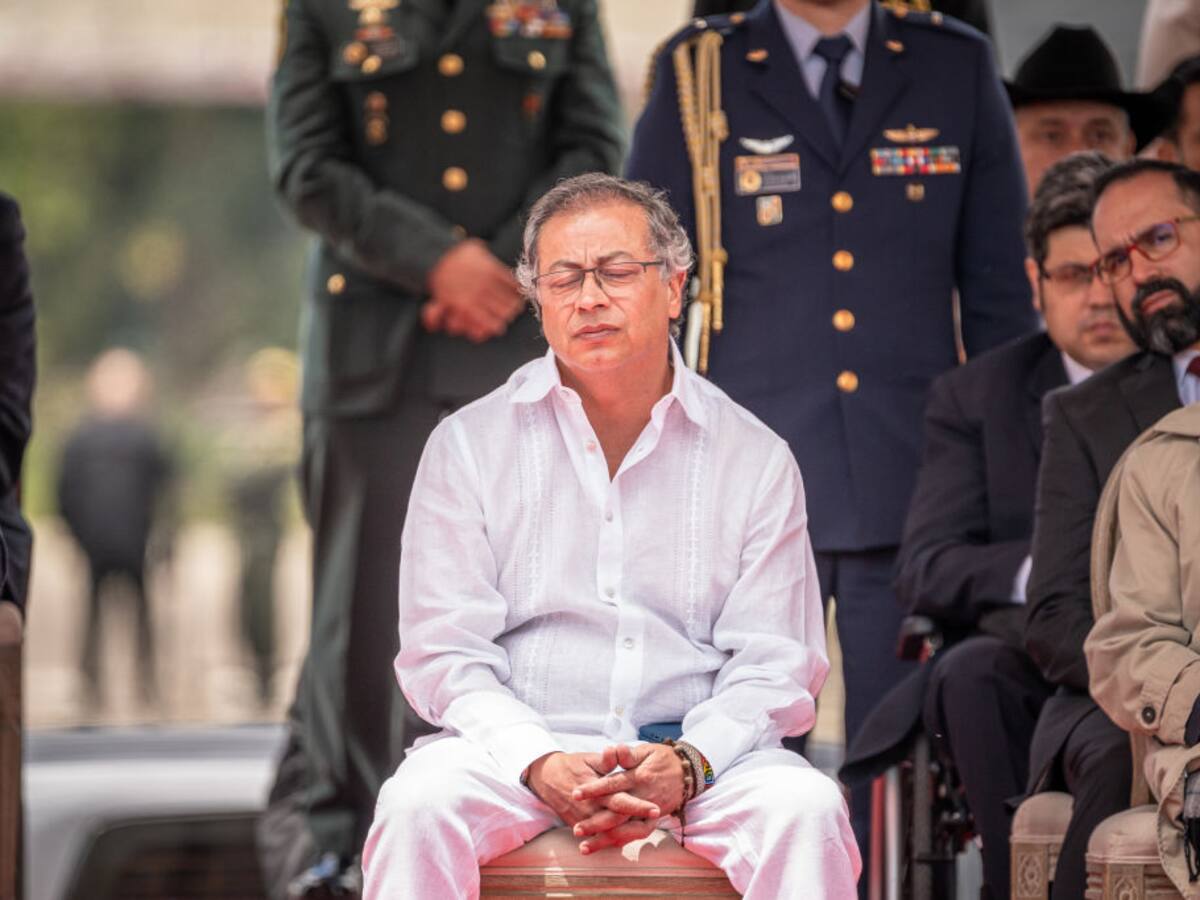 Al Oído: País sin brújula bajo Petro, un 2025 de campaña, shows y narrativas incendiarias