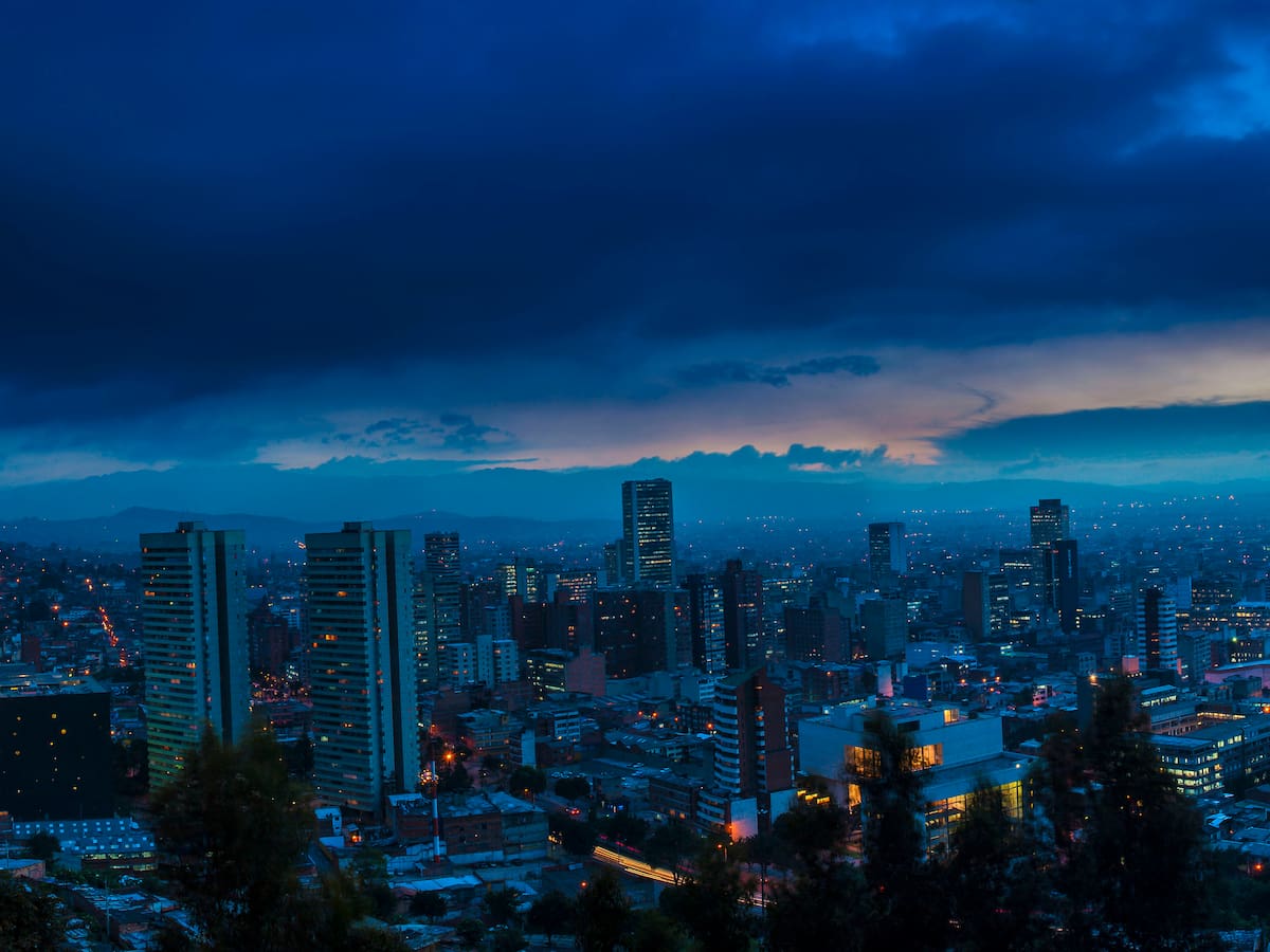 Deuda del Estado con el sector energético puede causar un apagón: alerta Acolgen