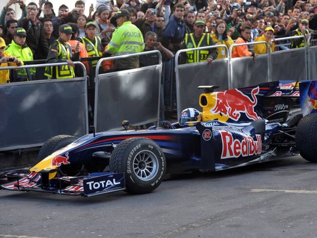 En 2010 David Coulthard condujo su auto de la Fórmula 1 en una exhibición por las calles de Bogotá.