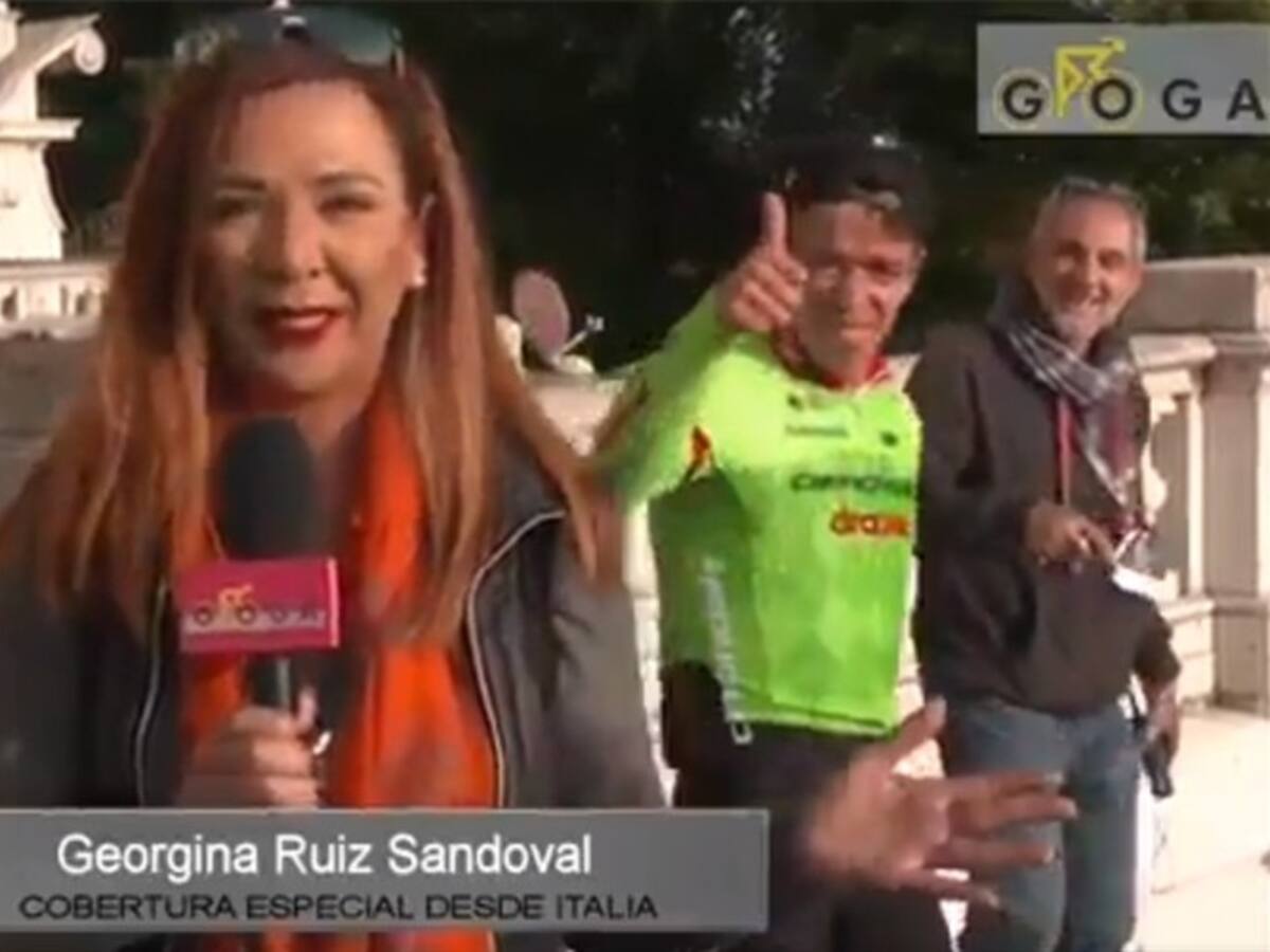 Rigoberto Urán no pudo contenerse y se divirtió a espaldas de Goga Ruiz