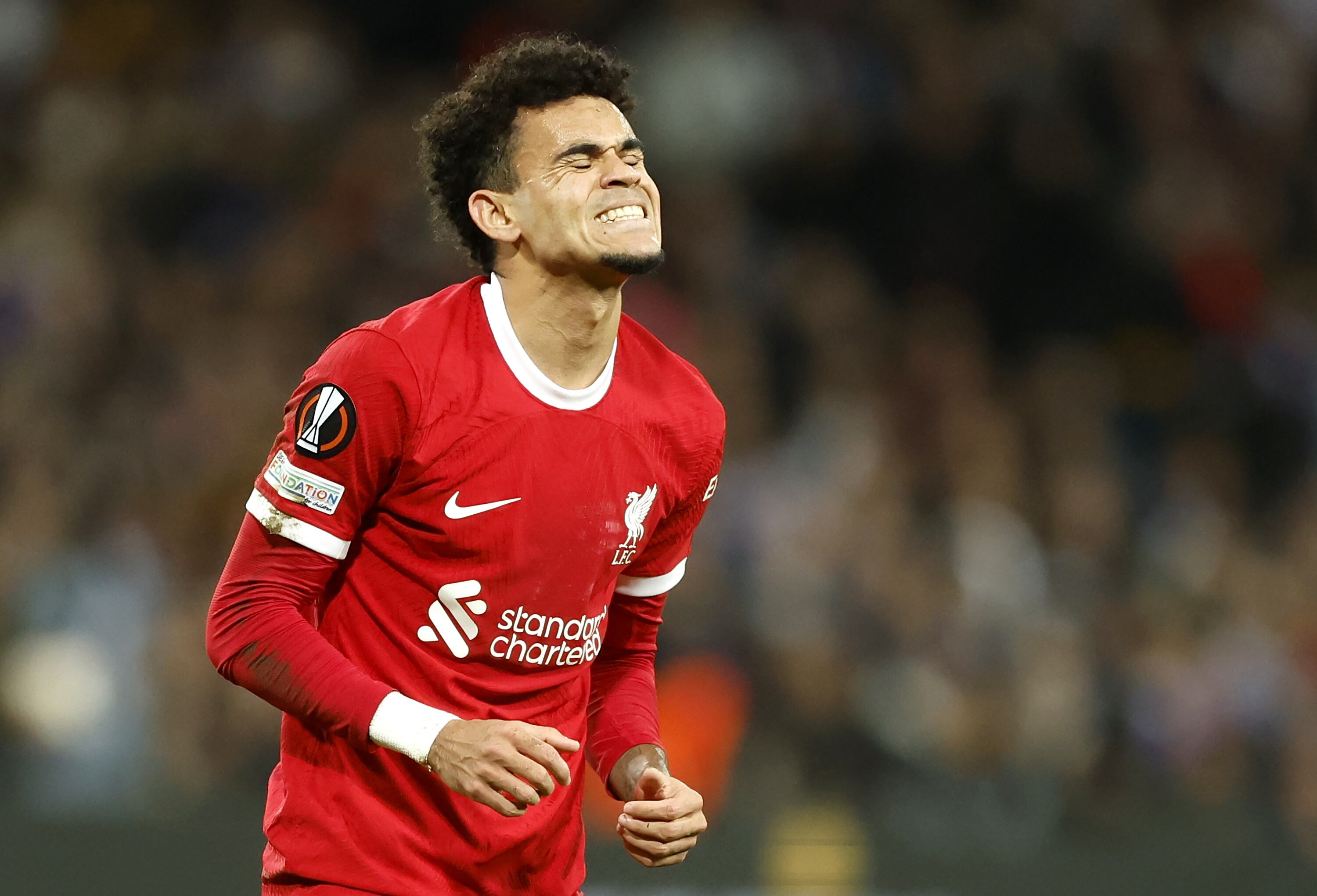 Toulouse (France), 09/11/2023.- Luis Diaz of Liverpool grimaces during the UEFA Europa League Group E match between Toulouse FC and Liverpool FC in Toulouse, France, 09 November 2023. (Francia) EFE/EPA/GUILLAUME HORCAJUELO