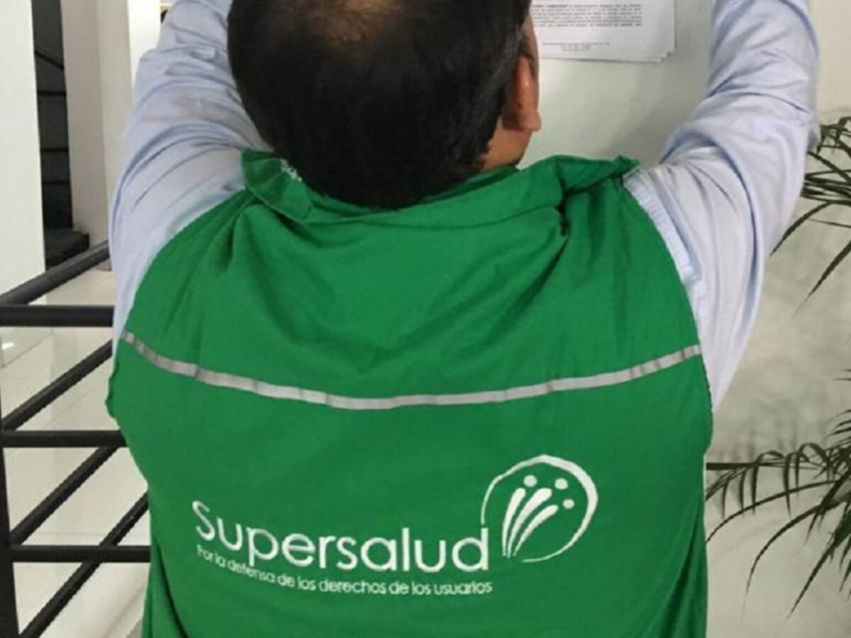 Promueven plantón contra la supersalud
