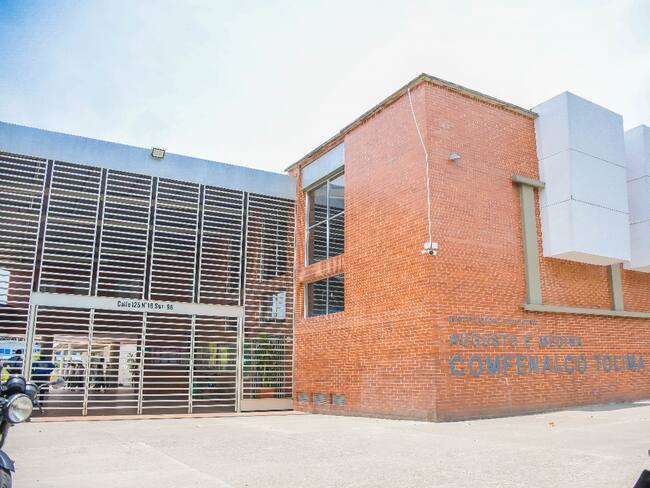 Sede del colegio Comfenalco en Ibagué