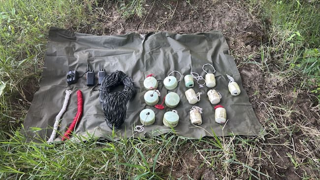 Hallan 13 minas antipersonales del ELN en zona rural de Toledo, Norte de Santander. / Foto: Ejército.