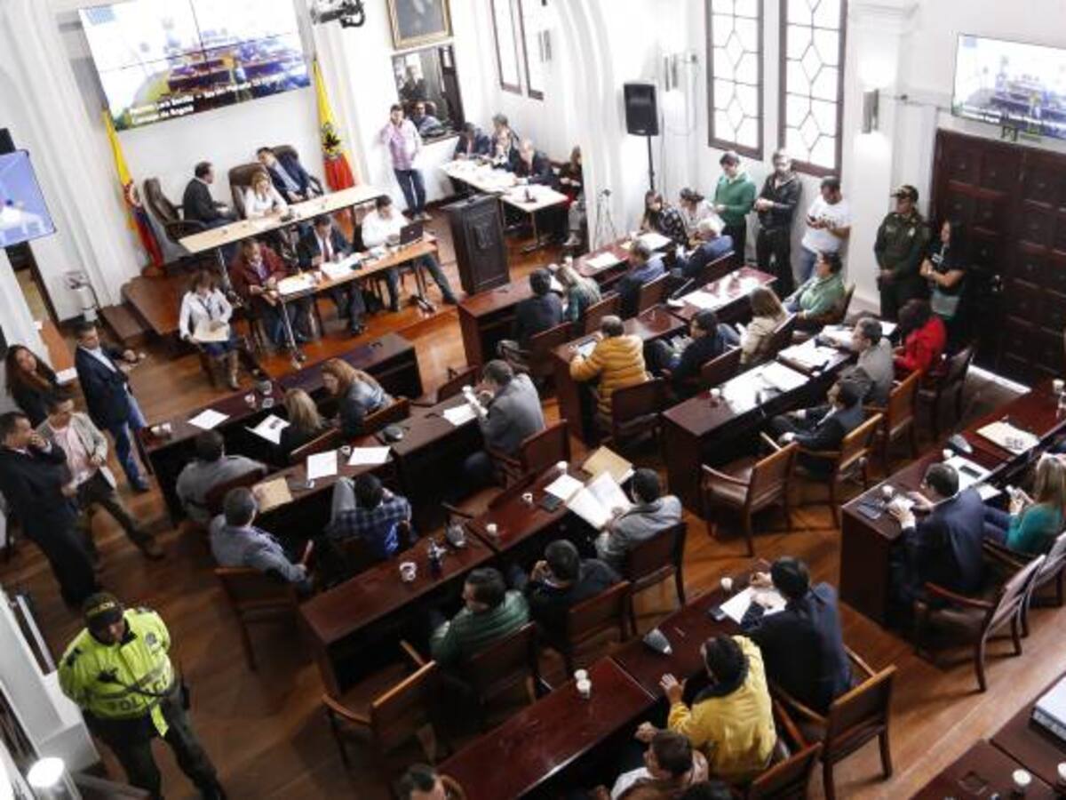 Rifirrafe en el Concejo de Bogotá por elección de personero y contralor