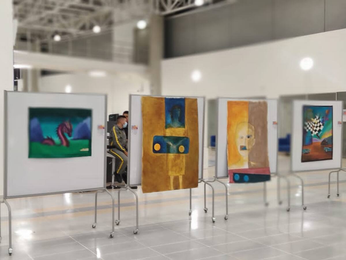 Artista caucano logró aterrizar una muestra de arte en Popayán