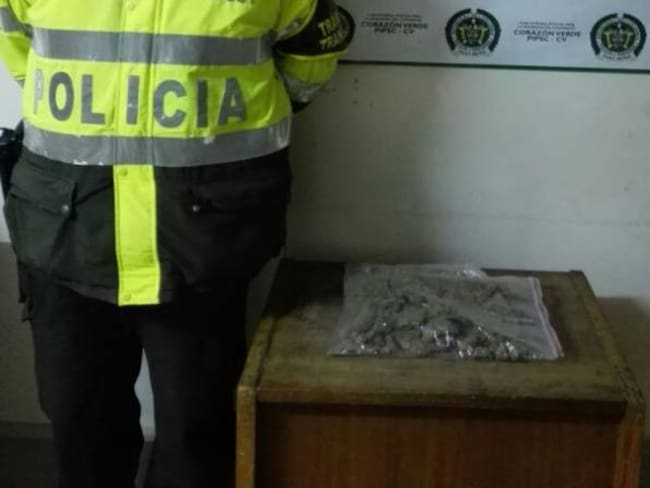 En la vía Tunja – Paipa envueltos en pan se incautaron 482 gramos de marihuana