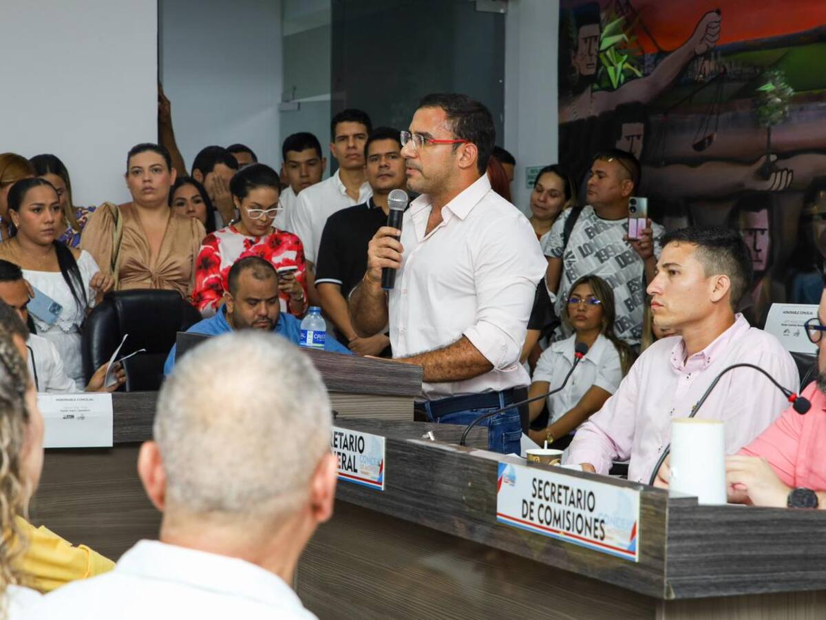 Alcalde de Montería, Hugo Kerguelén, presentó los primeros proyectos de acuerdo