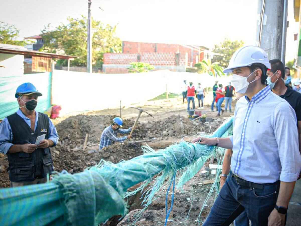 Hurtado inspeccionó obras en varios puntos de la ciudad