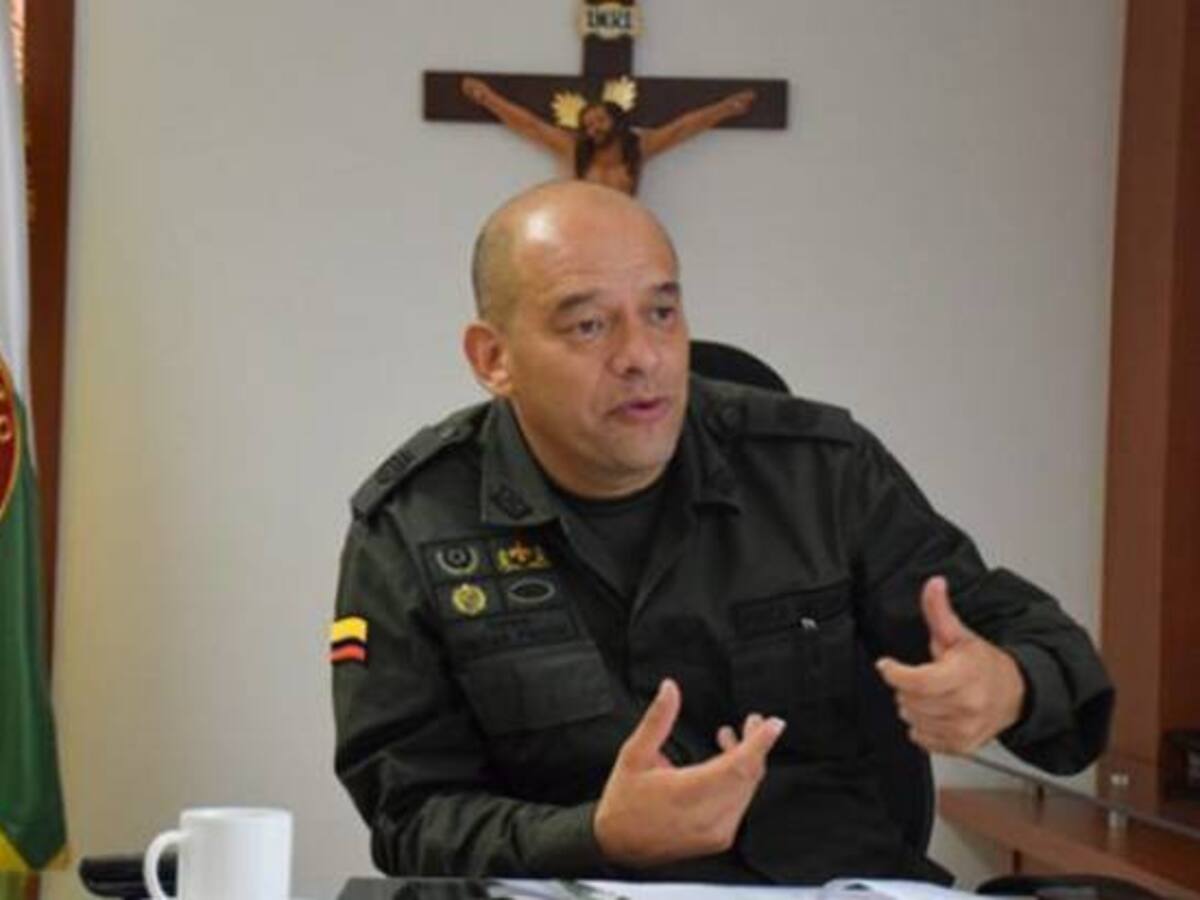 Como un complot calificó el coronel Pinzón su llamado a calificar servicios