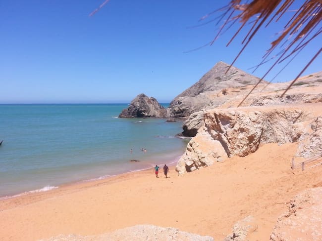 Las Playas de: Palomino, Dibulla, Camarones, Manaure, Mayapo, Bahía Honda, Bahía Hondita, Punta Gallinas, Taroa, Punta Aguja, La Boquita, Puerto López, Castilletes, ofrecen experiencias e imágenes únicas.