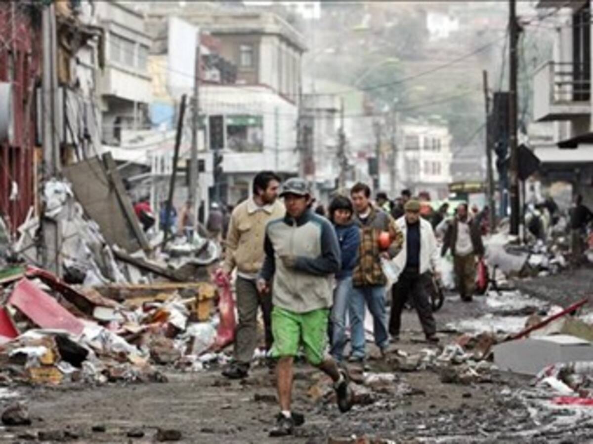 Pánico en Chile por fuertes réplicas del terremoto