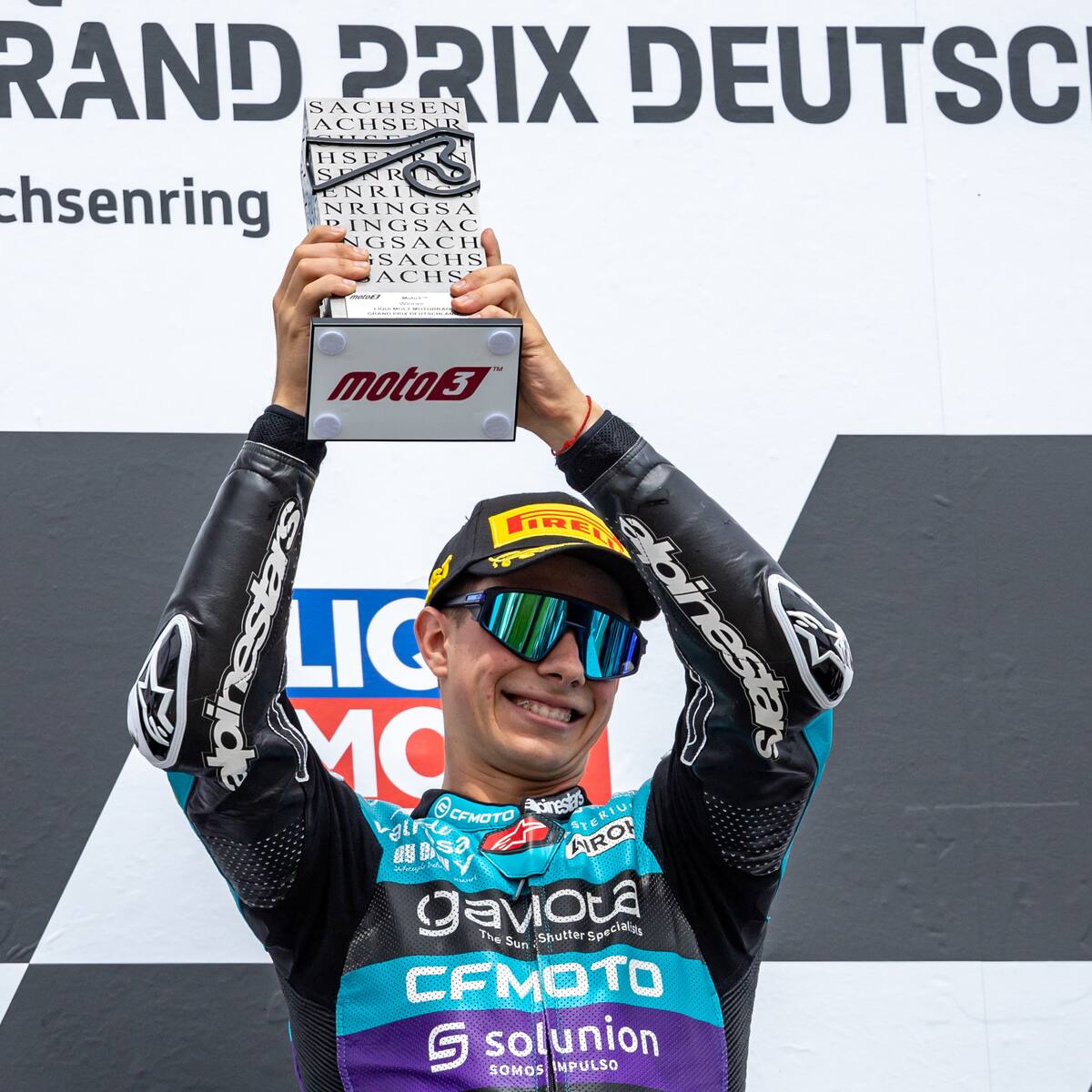David Alonso gana en Alemania y se mantiene como líder absoluto de la Moto3
