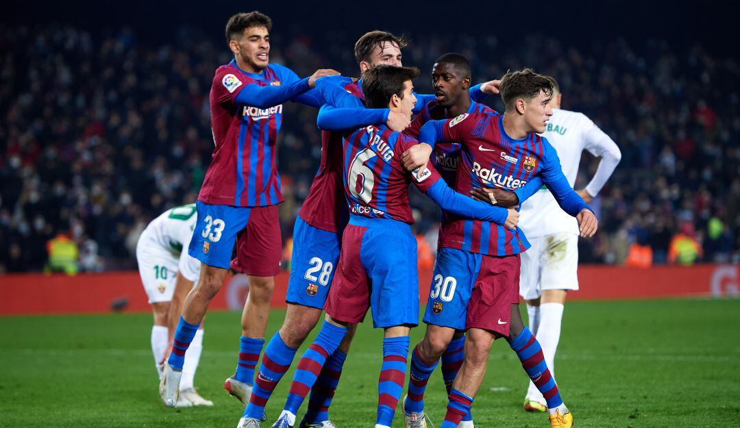 Nicolás González festeja el gol del triunfo agónico del Barcelona.