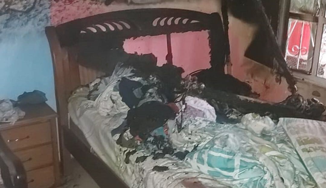 La conflagración se presentó en el sector 18 de enero del barrio Nelson Mandela