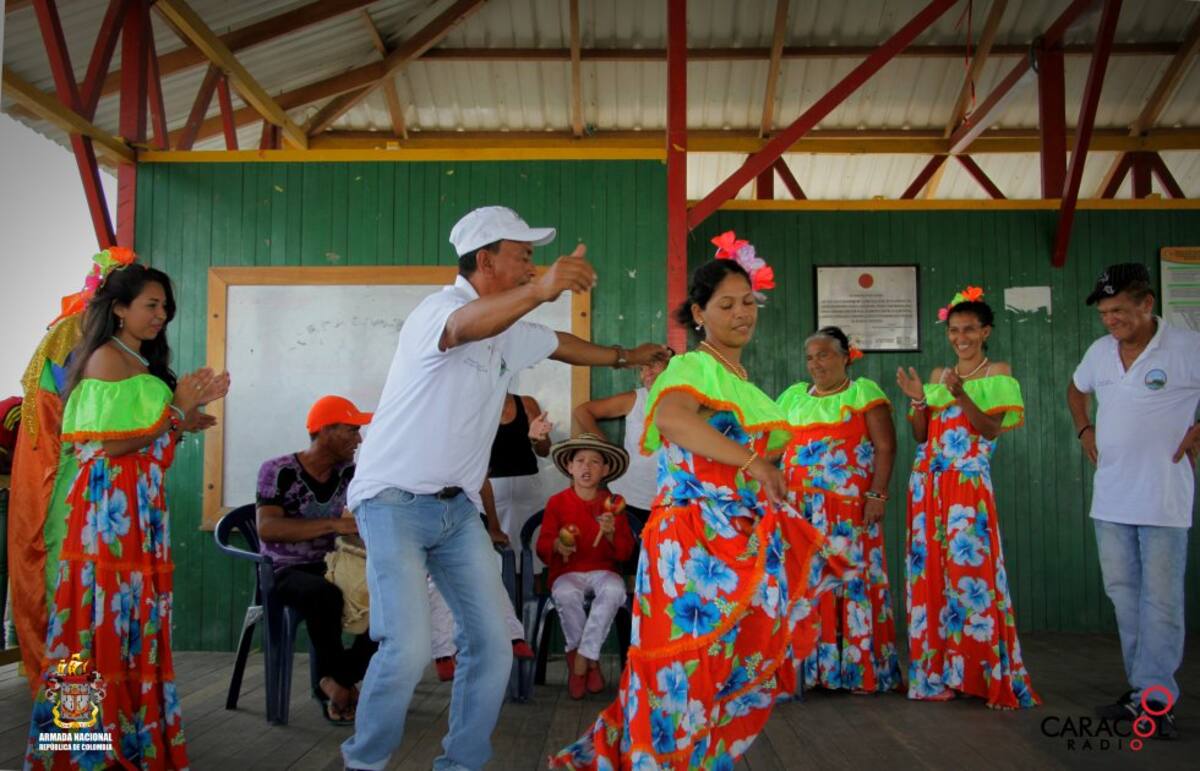 A pesar de las adversidades, en Nueva Venecia el baile y el canto es símbolo de alegría.