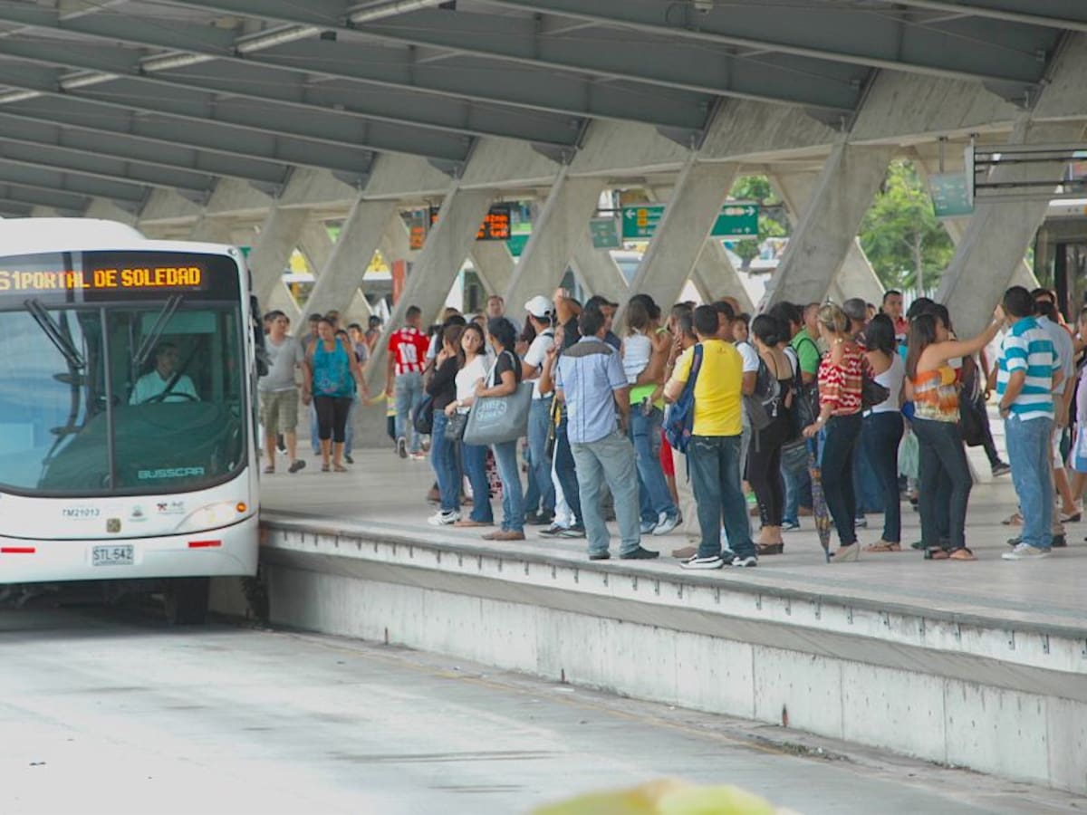 Transmetro suspende operación hasta nueva orden