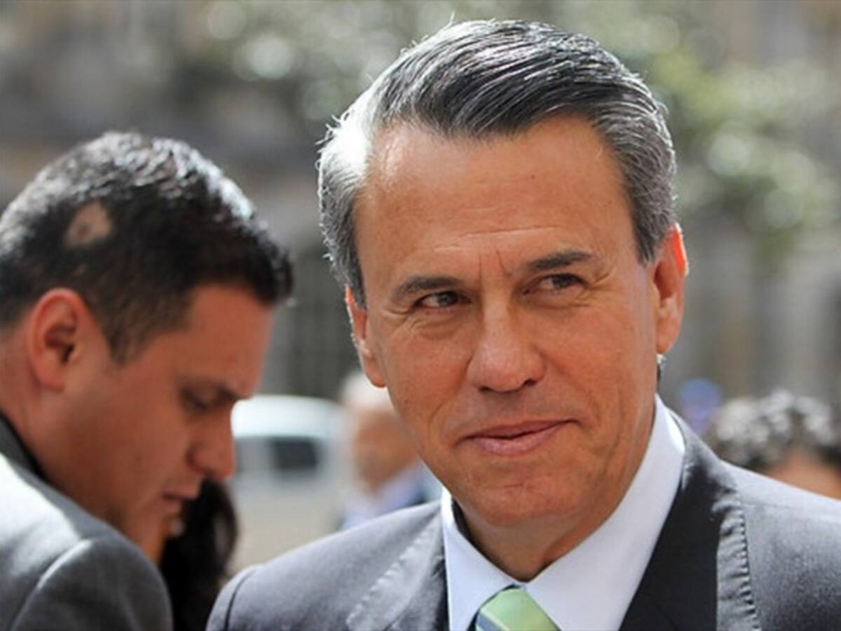 Rubén Darío Lizarralde es precandidato presidencial del Partido Conservador