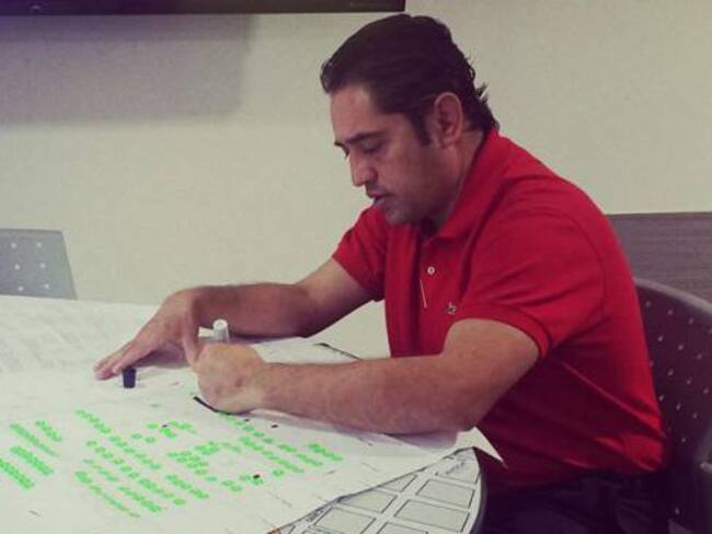 Acuisan a hijo de alcalde de Bucaramanga de manejar contratación